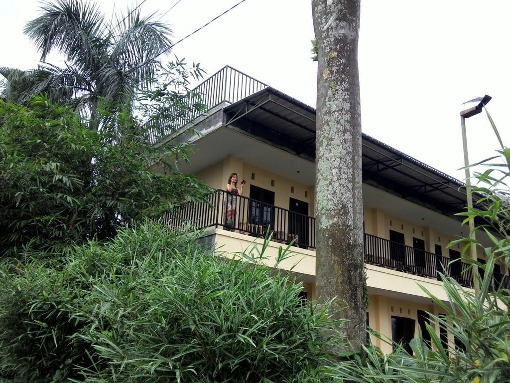 Hotel Cemerlang Baturraden Room photo