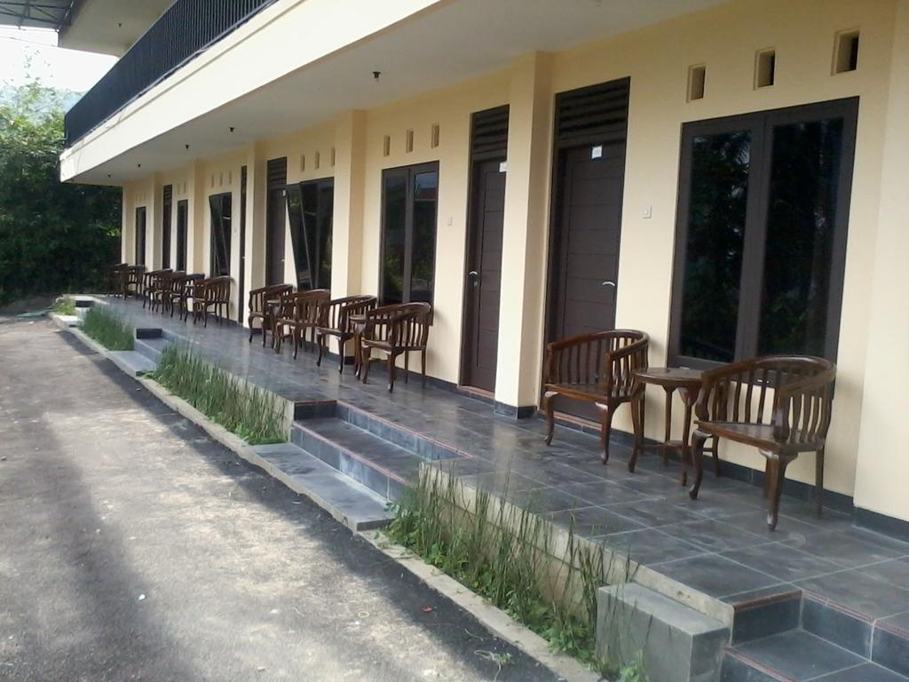Hotel Cemerlang Baturraden Room photo